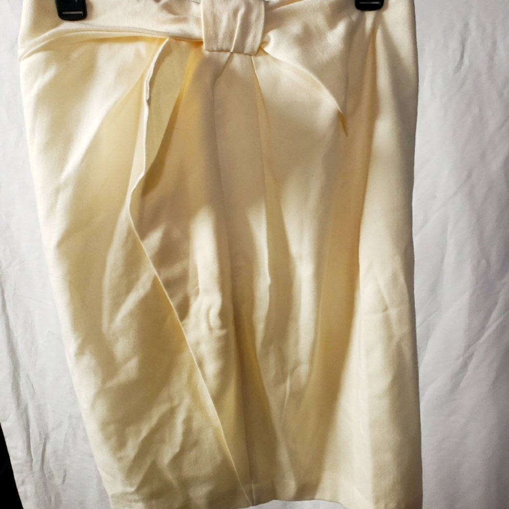 cream skirt by Banana Republic